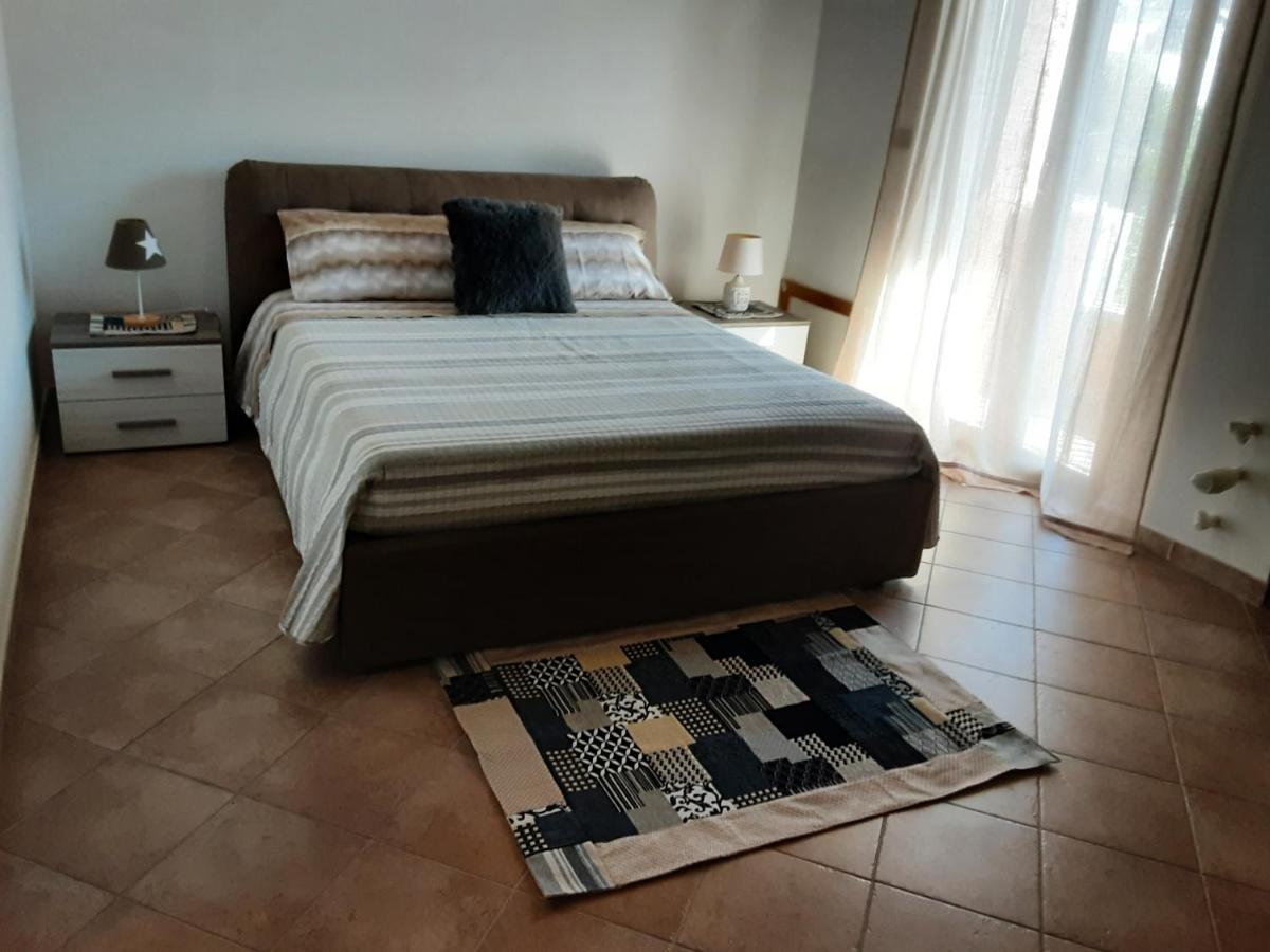 Tre Stelle Bed and Breakfast Porto Torres Eksteriør billede